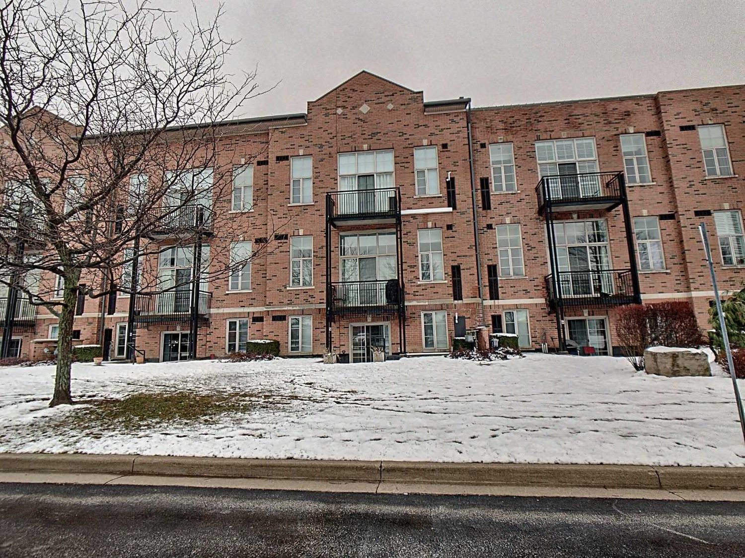 262 Dundas St E — 262 Dundas Street East Condos for Sale & Rent